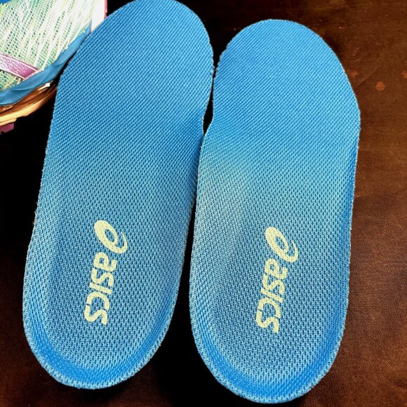 Asics Gel-Nimbus 18 womens US 9 Medium in Turquoise/Iris/Methyl Blue color - Picture 7 of 8